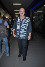 Rakesh Roshan return from Singapore after attending IIFA Awards in Mumbai on 11th June 2012 (17).JPG